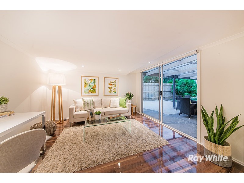 10 Plaistow Court, Cranbourne North VIC 3977