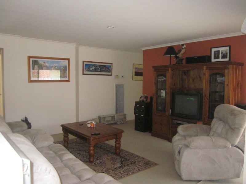 189 Monahans Road, Cranbourne VIC 3977