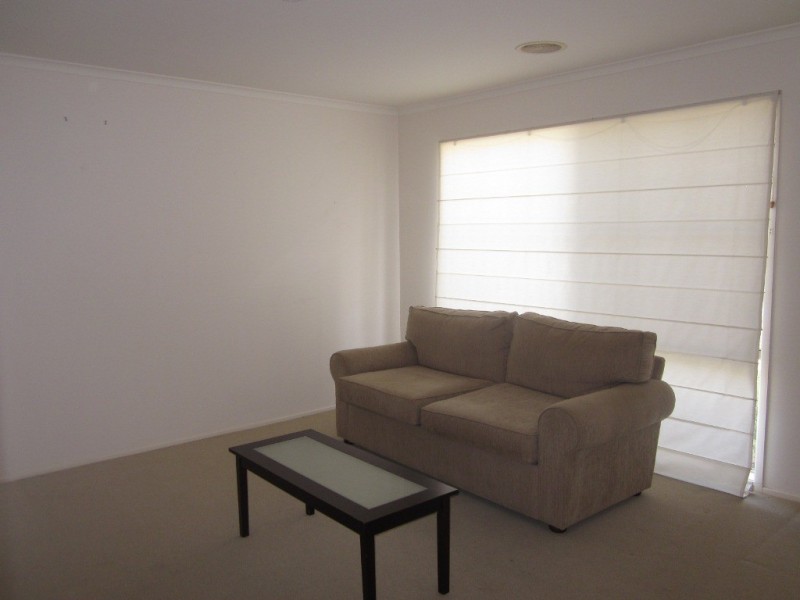 189 Monahans Road, Cranbourne VIC 3977