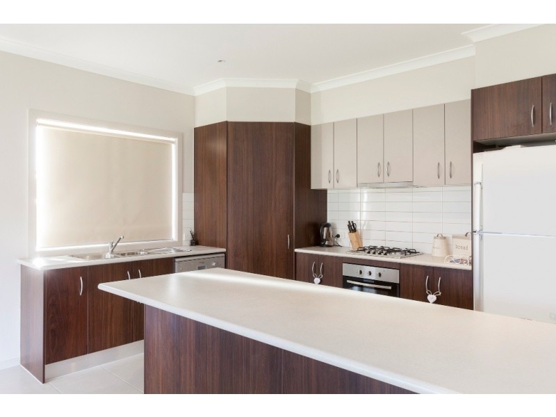 23 Grassland Crescent, Officer VIC 3809