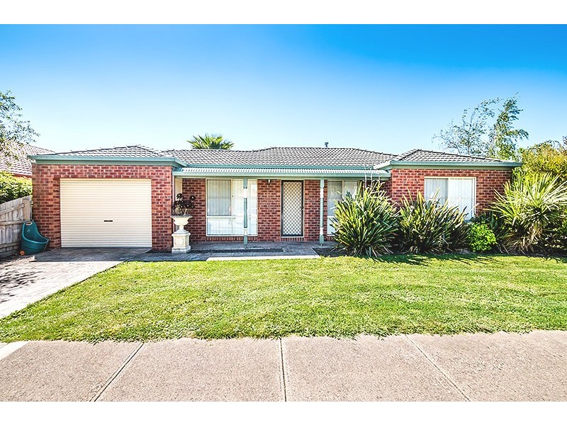 29 Merribah Way, Cranbourne West VIC 3977