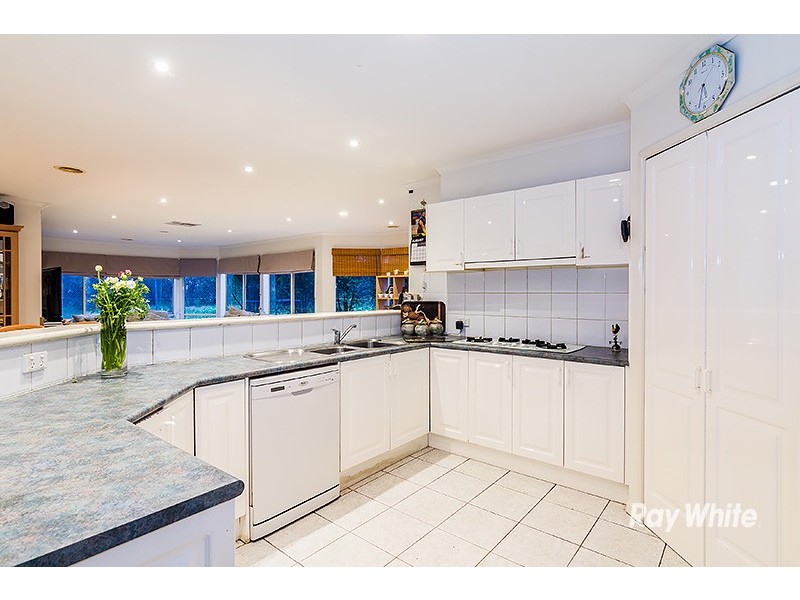 19 Ivy Court, Cranbourne North VIC 3977