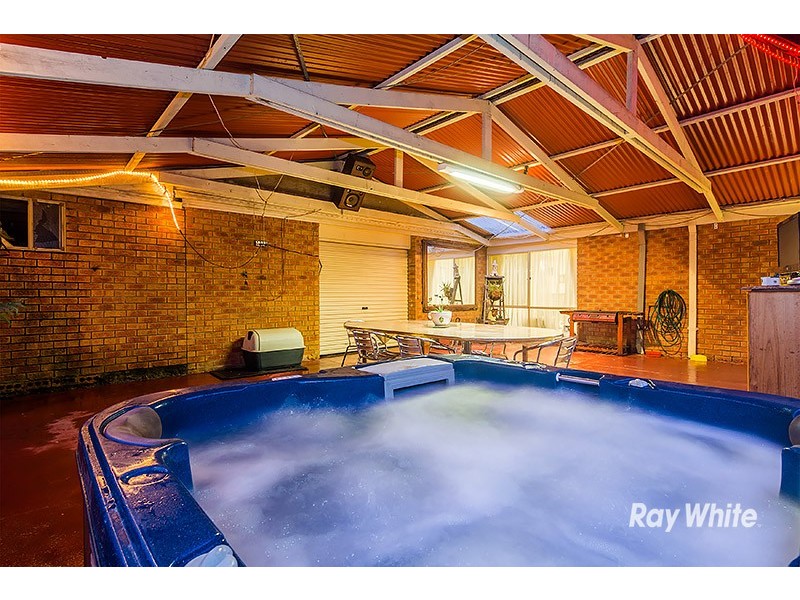 19 Ivy Court, Cranbourne North VIC 3977