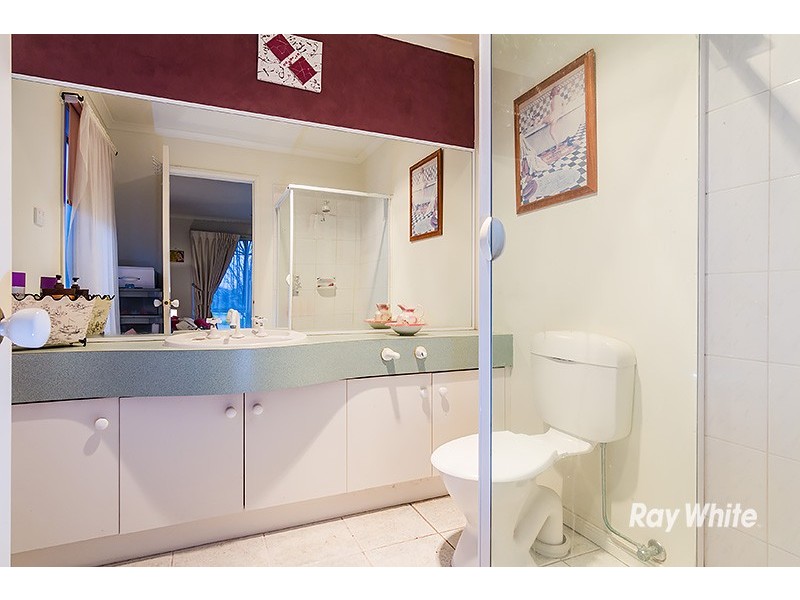 19 Ivy Court, Cranbourne North VIC 3977