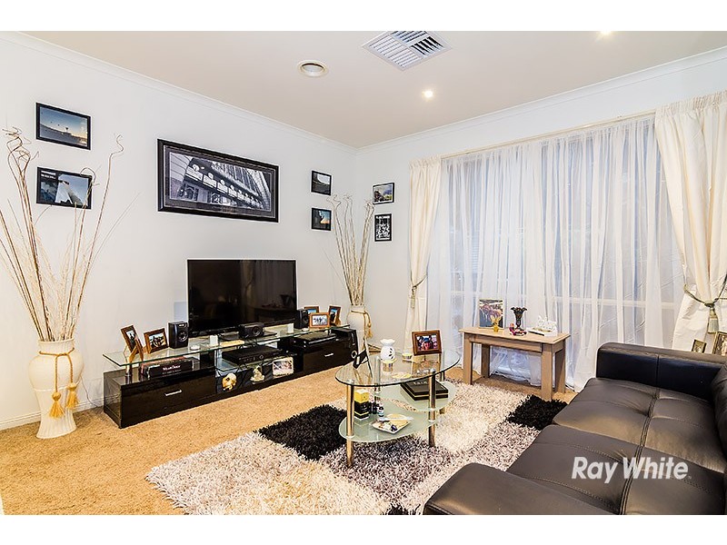19 Ivy Court, Cranbourne North VIC 3977