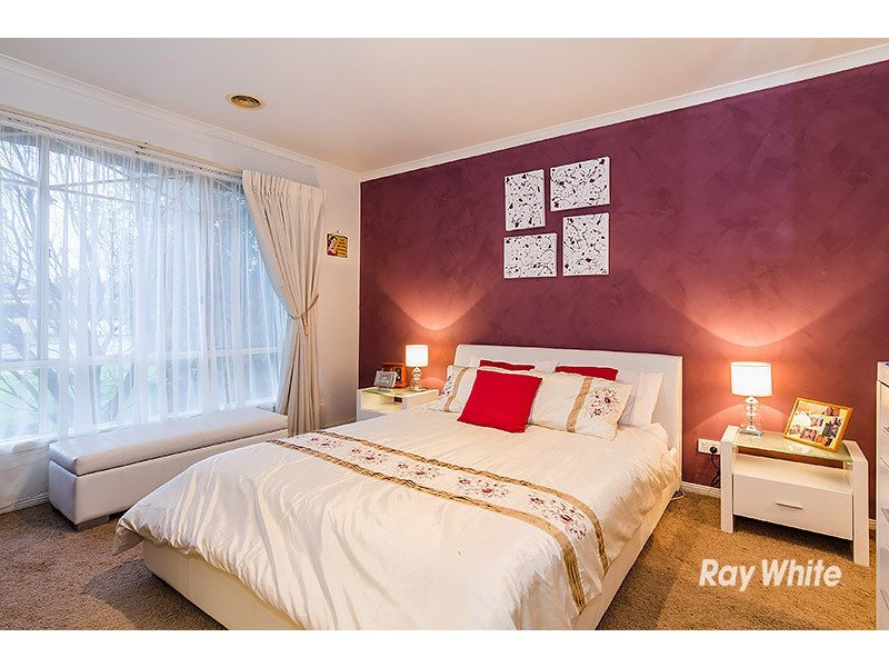 19 Ivy Court, Cranbourne North VIC 3977