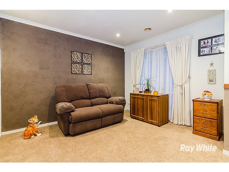 19 Ivy Court, Cranbourne North VIC 3977