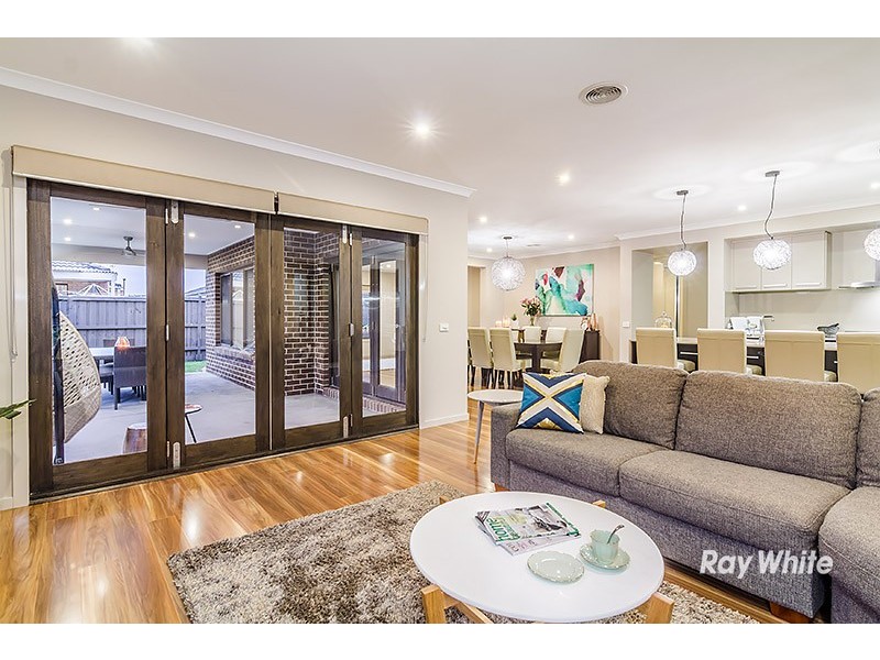 24 Kess Grove, Lyndhurst VIC 3975