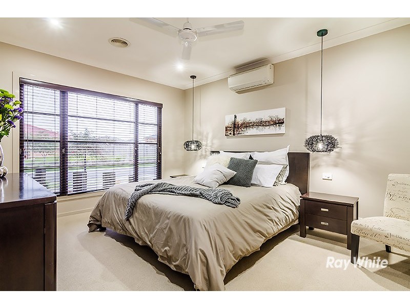 24 Kess Grove, Lyndhurst VIC 3975