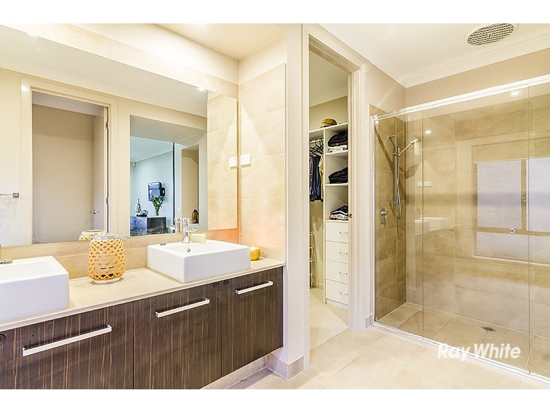 24 Kess Grove, Lyndhurst VIC 3975