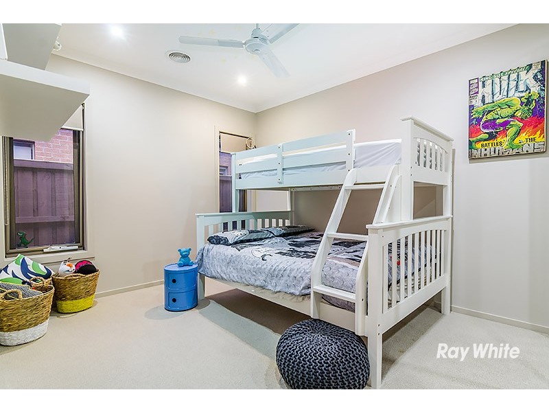 24 Kess Grove, Lyndhurst VIC 3975