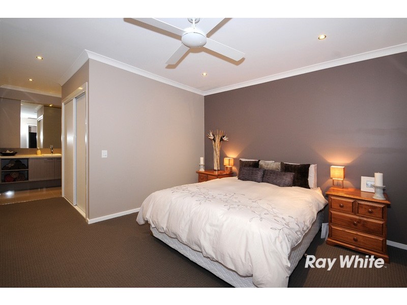 14 Hermes Avenue, Cranbourne VIC 3977