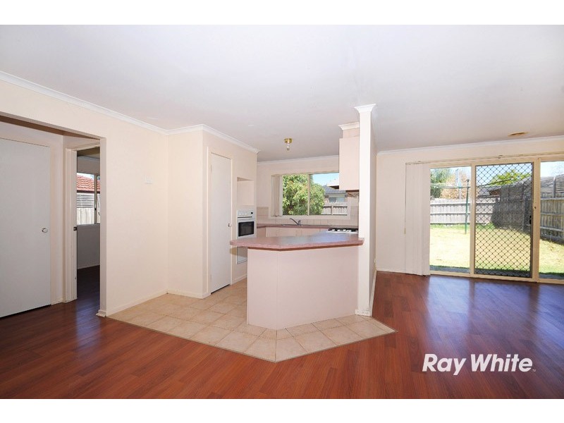 10 Blue Jay Court, Narre Warren South VIC 3805