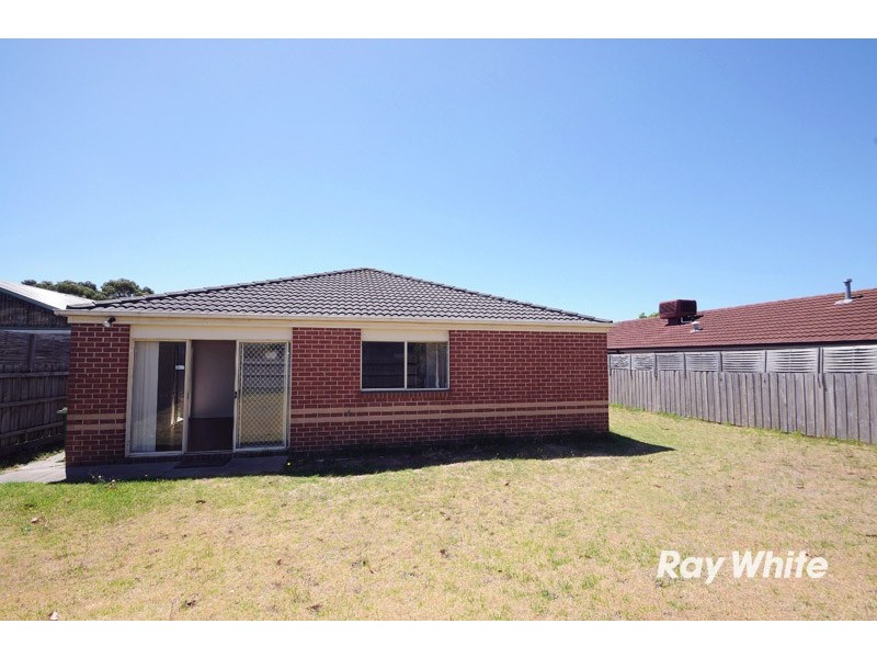 10 Blue Jay Court, Narre Warren South VIC 3805