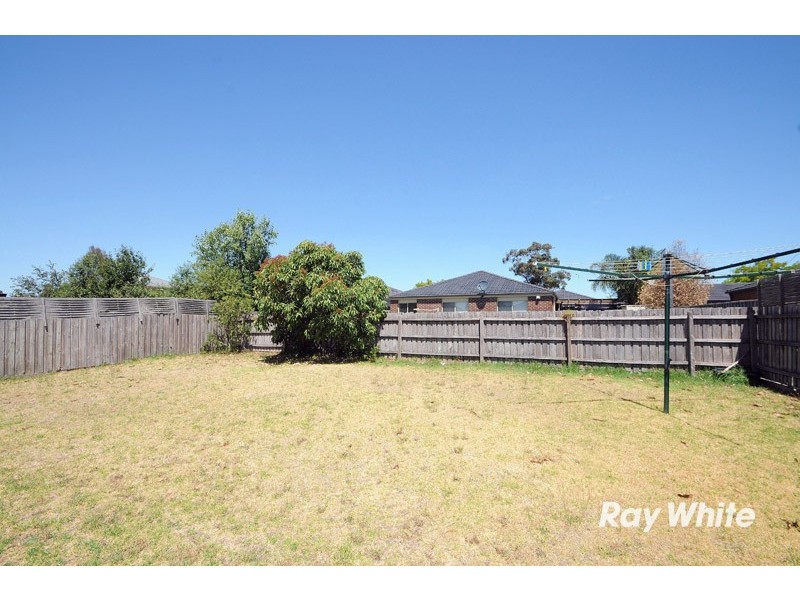10 Blue Jay Court, Narre Warren South VIC 3805