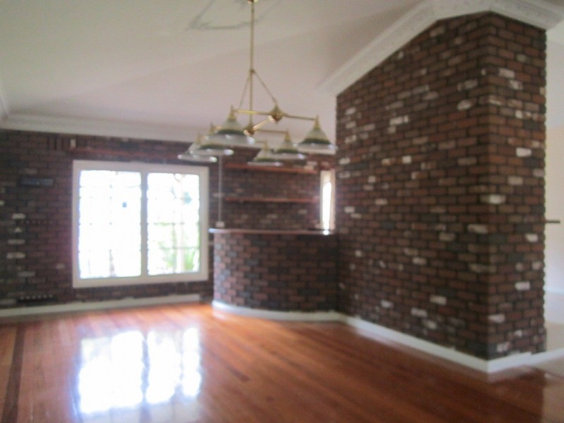 8 Garden Street, Cranbourne East VIC 3977