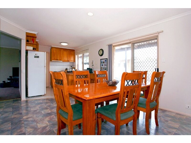 4 Nesbit Court, Cranbourne North VIC 3977