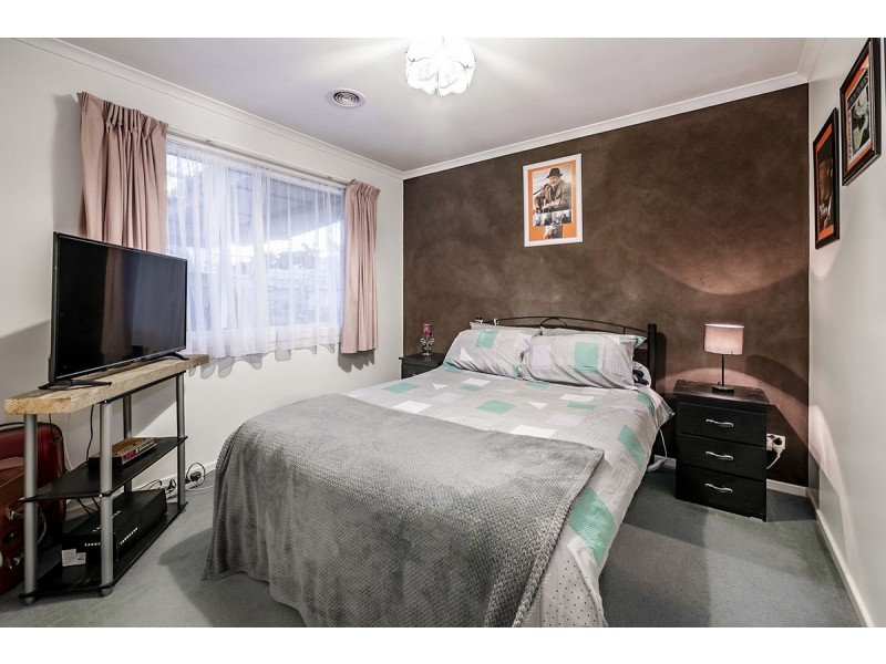 63 Fairhaven Boulevard, Cranbourne West VIC 3977