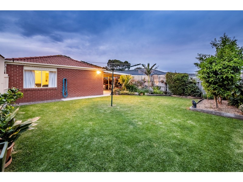 63 Fairhaven Boulevard, Cranbourne West VIC 3977