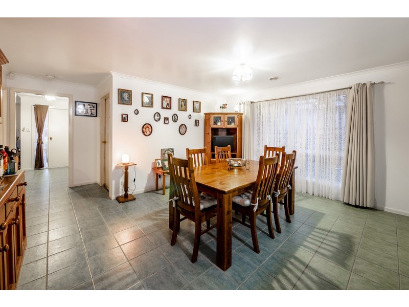 63 Fairhaven Boulevard, Cranbourne West VIC 3977