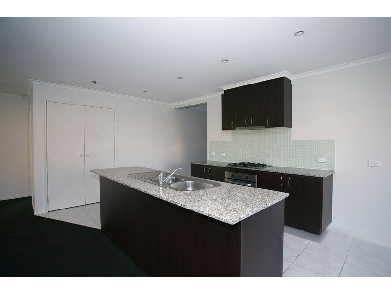 3 Ogle Way, Cranbourne North VIC 3977