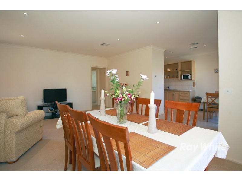 Unit 34/2 Rochester Parade, Cranbourne East VIC 3977