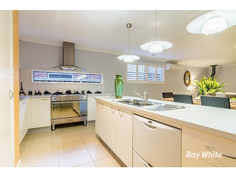 14 Aspendale place, Lyndhurst VIC 3975