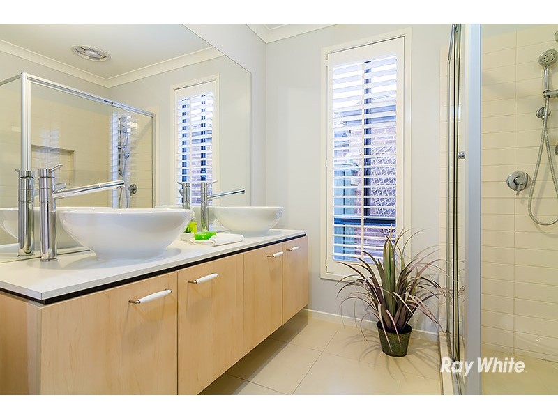 14 Aspendale place, Lyndhurst VIC 3975