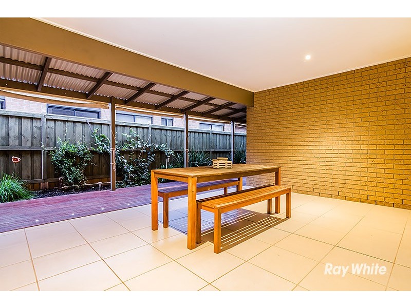 14 Aspendale place, Lyndhurst VIC 3975