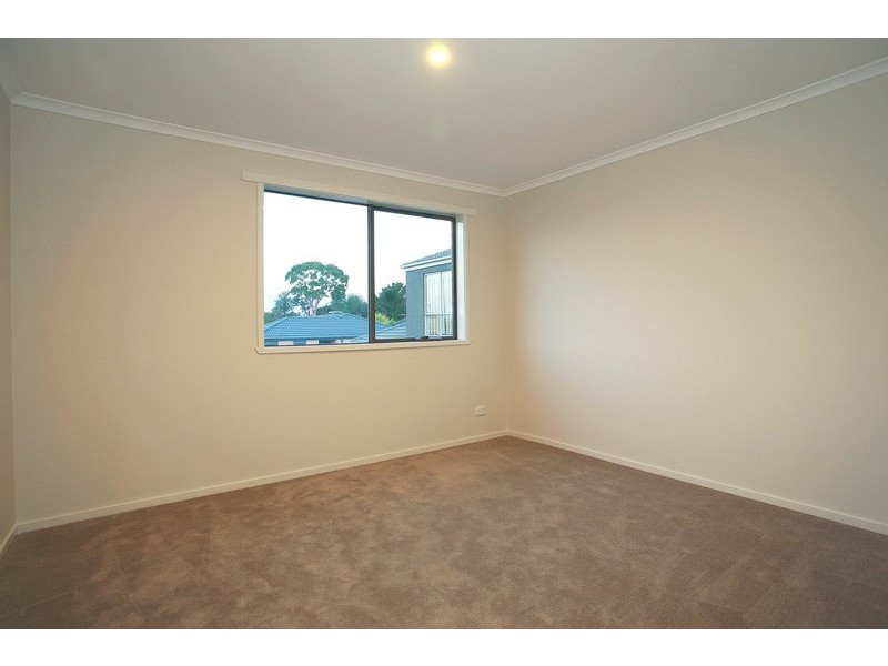 20 Bethune Drive, Hampton Park VIC 3976