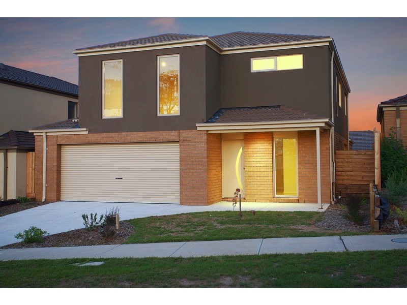 22 Bethune Drive, Hampton Park VIC 3976