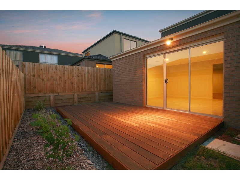22 Bethune Drive, Hampton Park VIC 3976