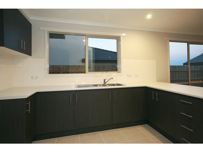 22 Bethune Drive, Hampton Park VIC 3976