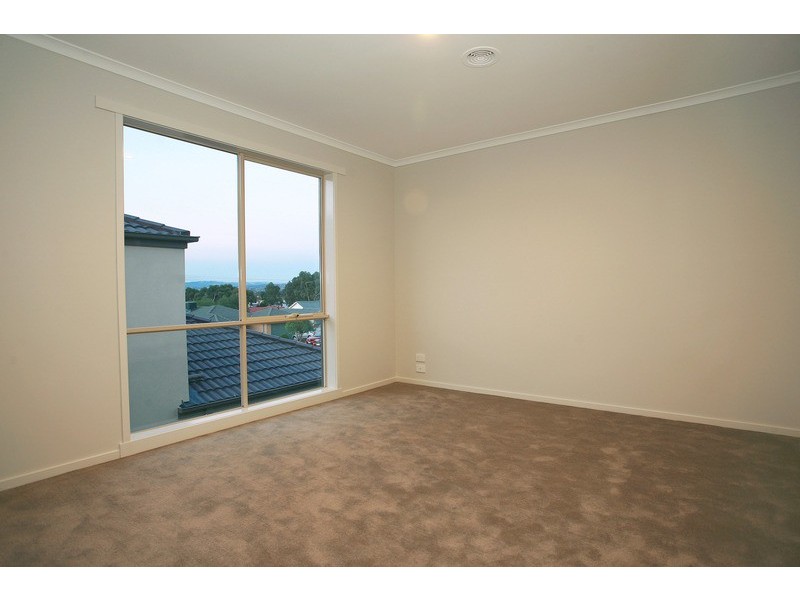 22 Bethune Drive, Hampton Park VIC 3976