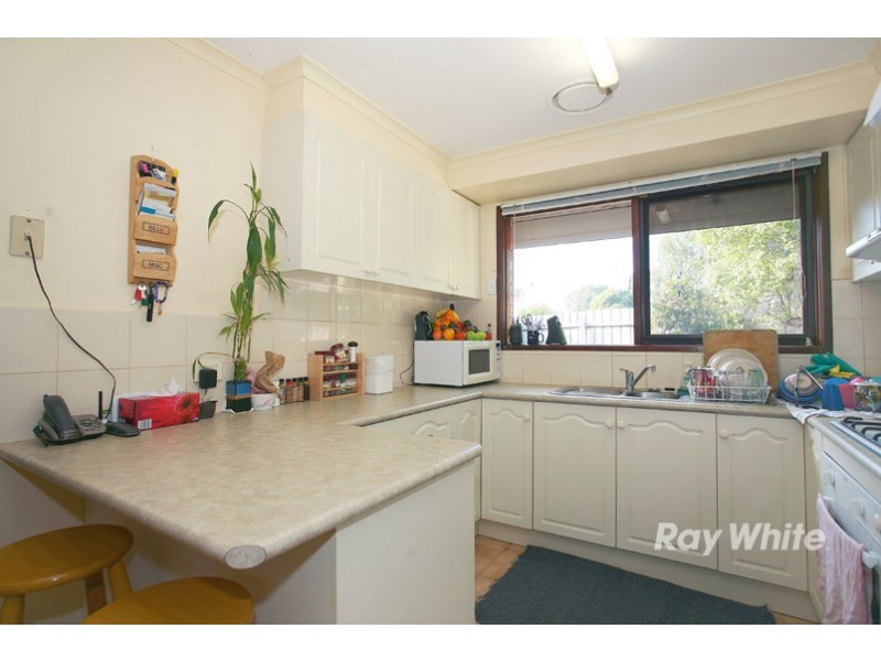 23 Endeavour Drive, Cranbourne North VIC 3977