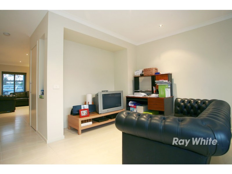 76 Mannavue Boulevard, Cranbourne North VIC 3977