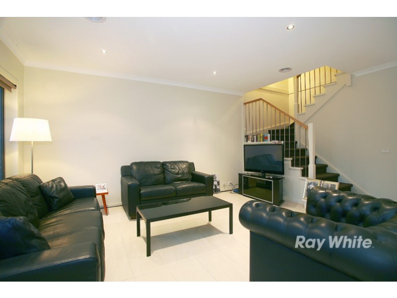 76 Mannavue Boulevard, Cranbourne North VIC 3977