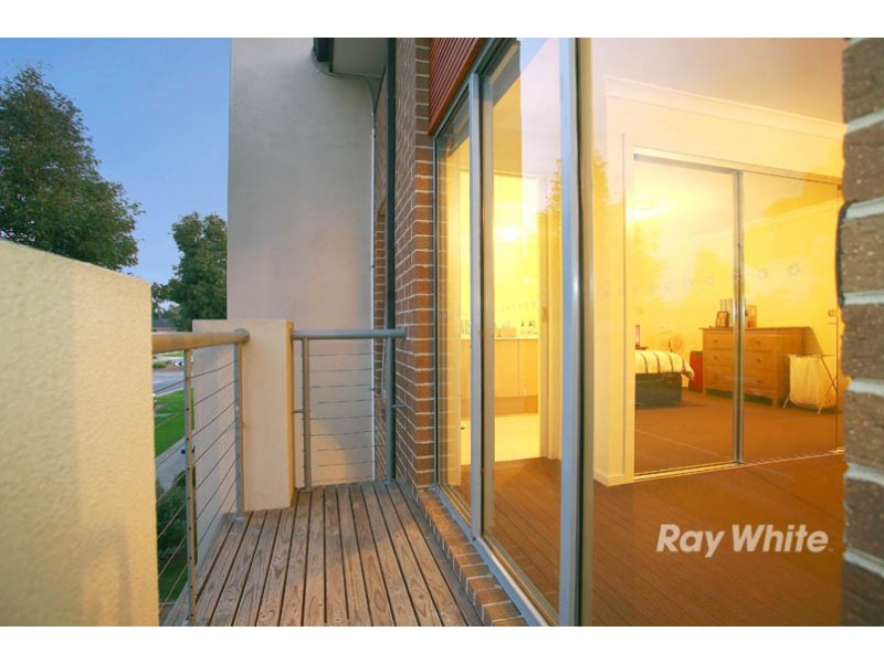 76 Mannavue Boulevard, Cranbourne North VIC 3977