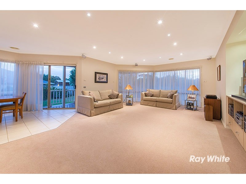 21 Evergreen Court, Cranbourne North VIC 3977