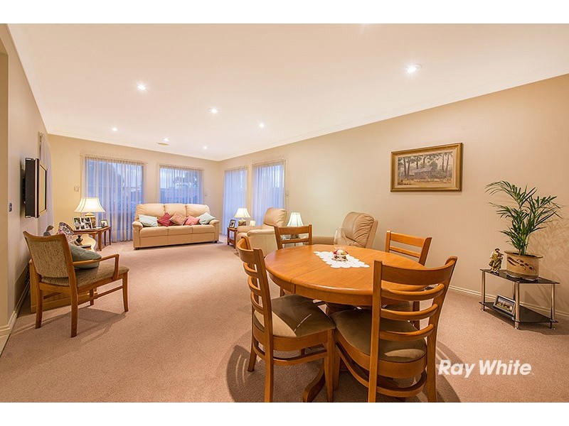 21 Evergreen Court, Cranbourne North VIC 3977