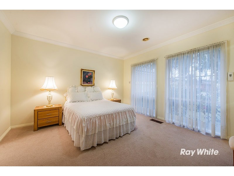 21 Evergreen Court, Cranbourne North VIC 3977