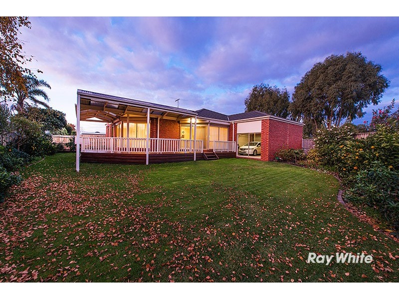 21 Evergreen Court, Cranbourne North VIC 3977