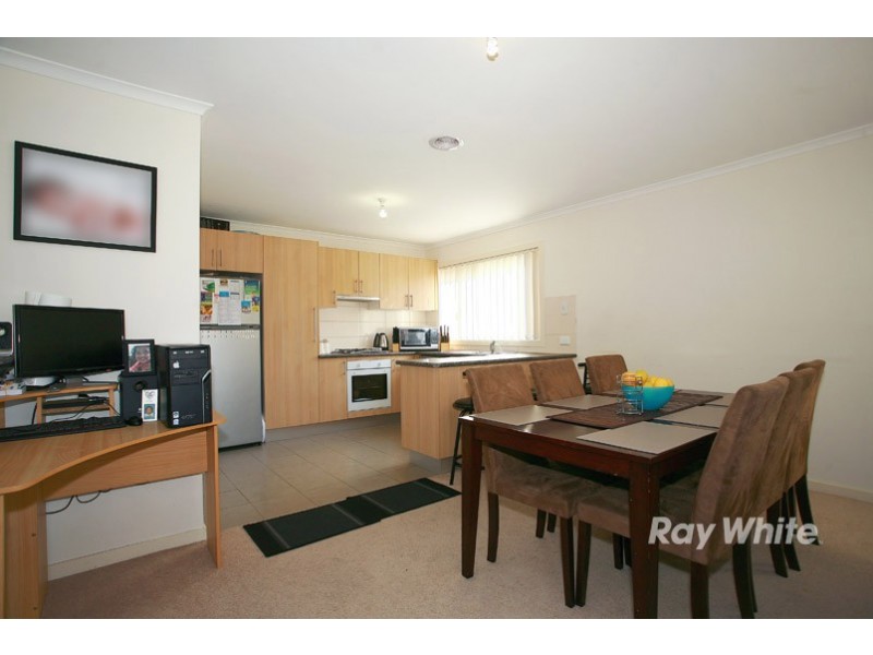 1/5 Hoddle Court, Cranbourne VIC 3977