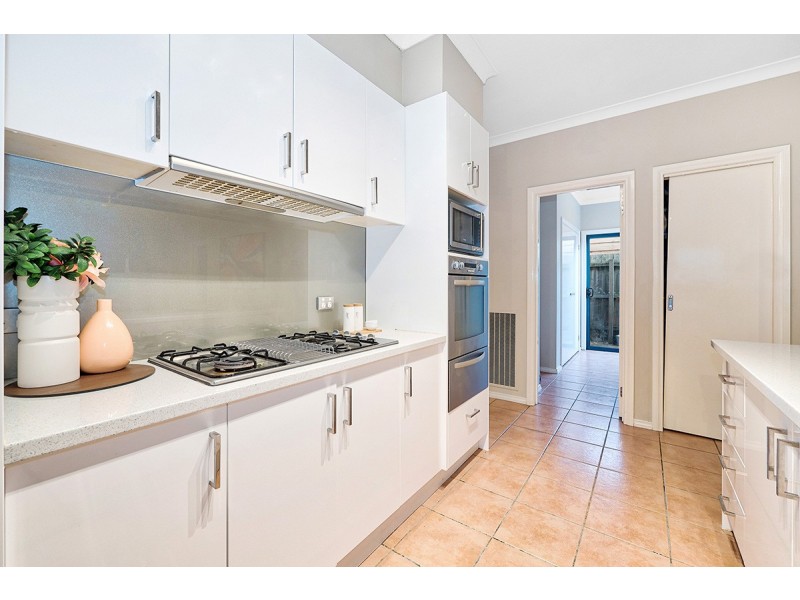 13 Parkstone Vista, Cranbourne VIC 3977