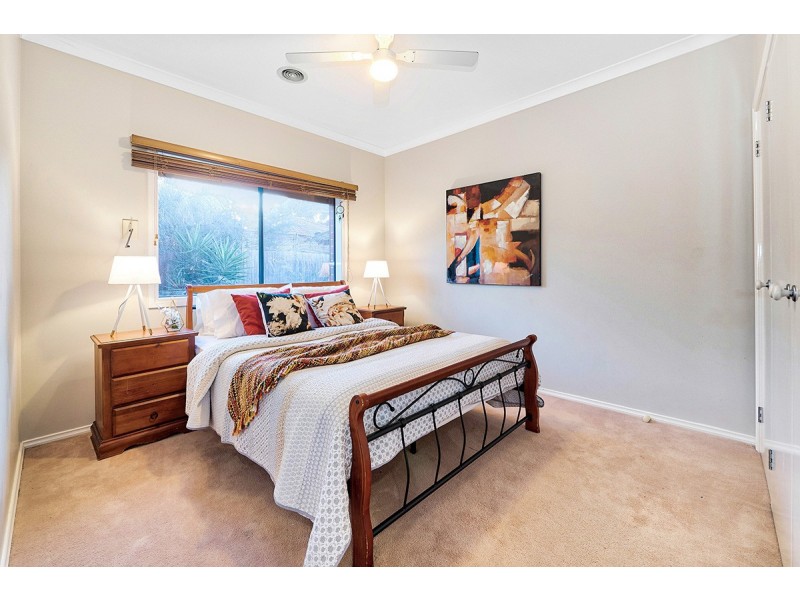 13 Parkstone Vista, Cranbourne VIC 3977