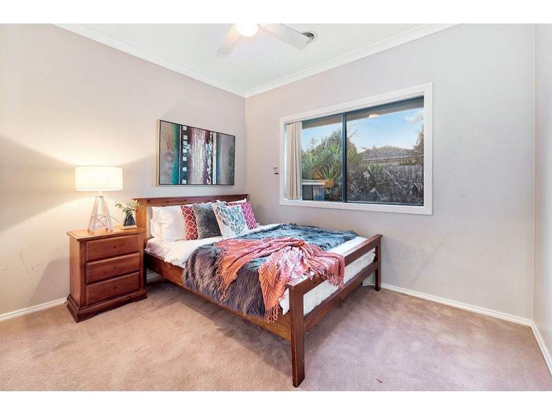 13 Parkstone Vista, Cranbourne VIC 3977