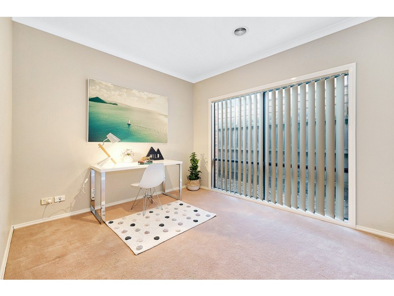 13 Parkstone Vista, Cranbourne VIC 3977