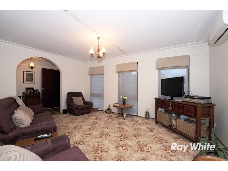 42 Mansfield Street, Berwick VIC 3806