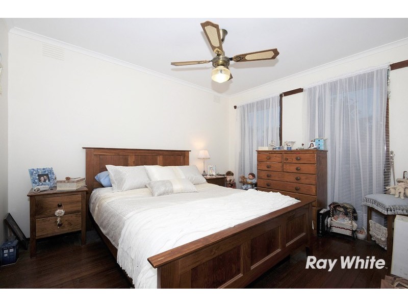 42 Mansfield Street, Berwick VIC 3806