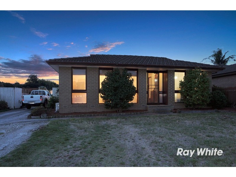 42 Mansfield Street, Berwick VIC 3806